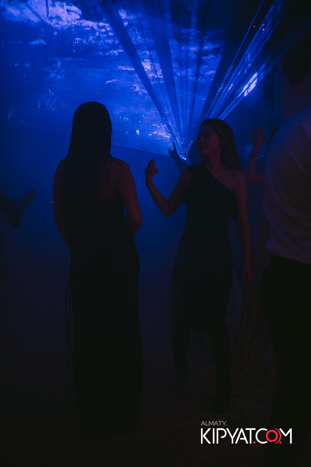 EDEN BAR & RESTAURANT. КИПЯТКОМ АЛМАТЫ!