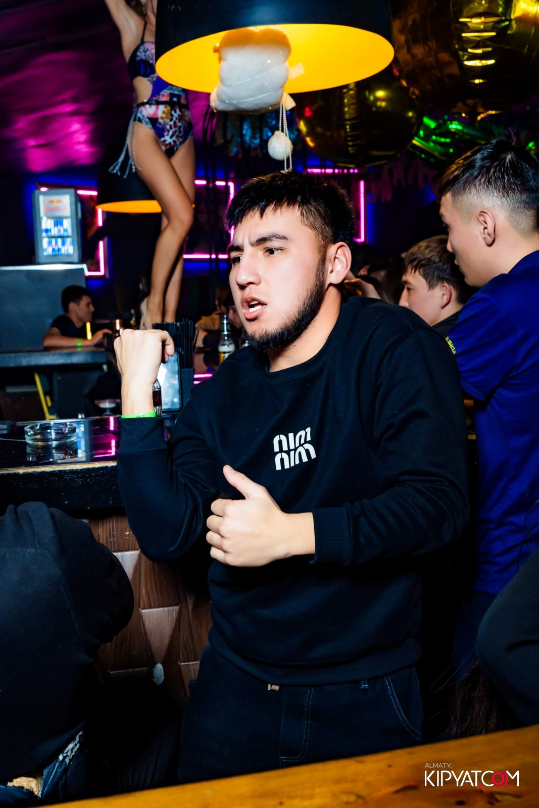 UYAT EMES BAR. КИПЯТКОМ АЛМАТЫ! Фотосъемка мероприятий в Алматы