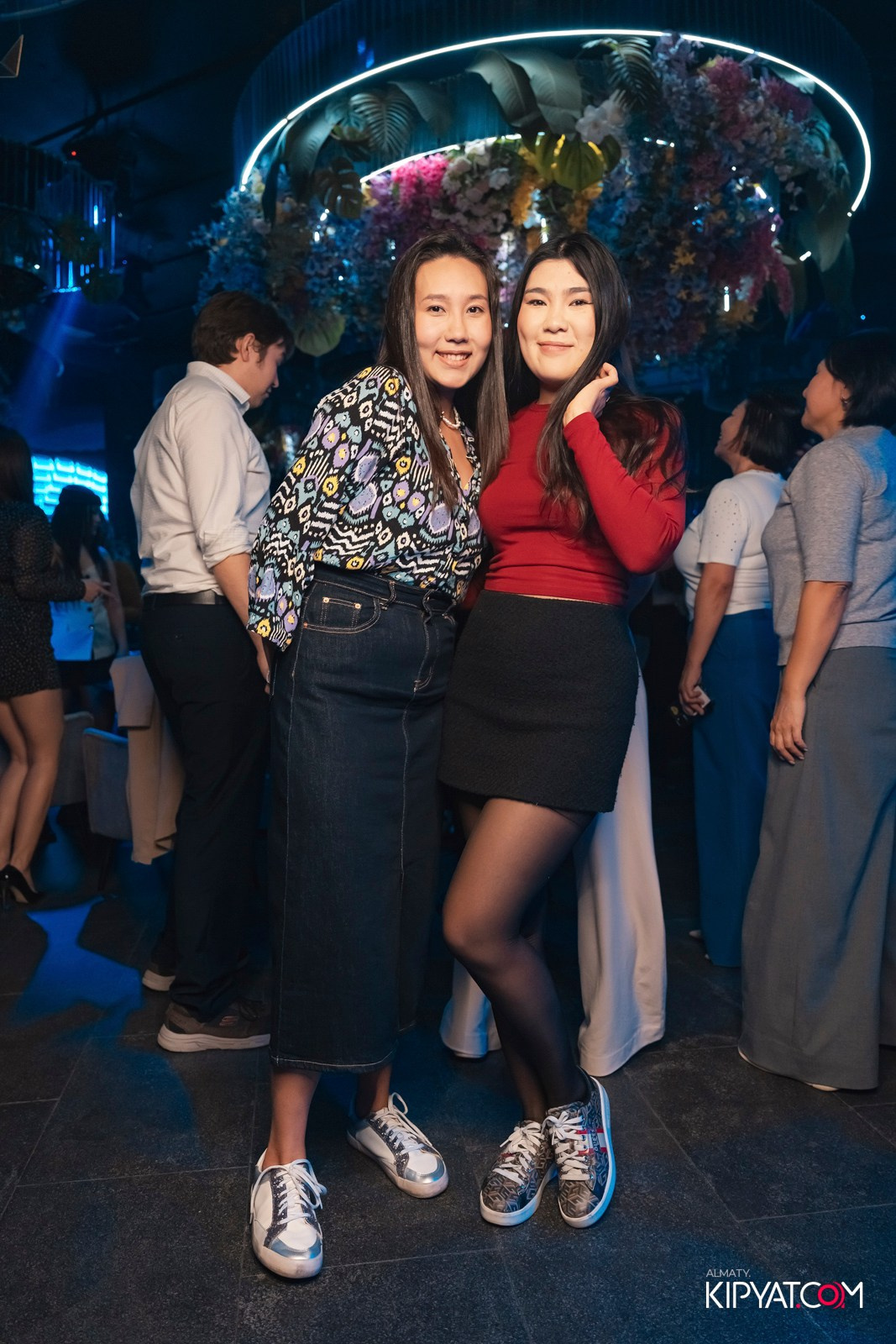 FRIENDS BAR & TERRACE. КИПЯТКОМ АЛМАТЫ!