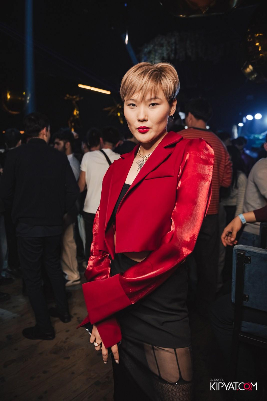 UYAT EMES BAR. КИПЯТКОМ АЛМАТЫ!