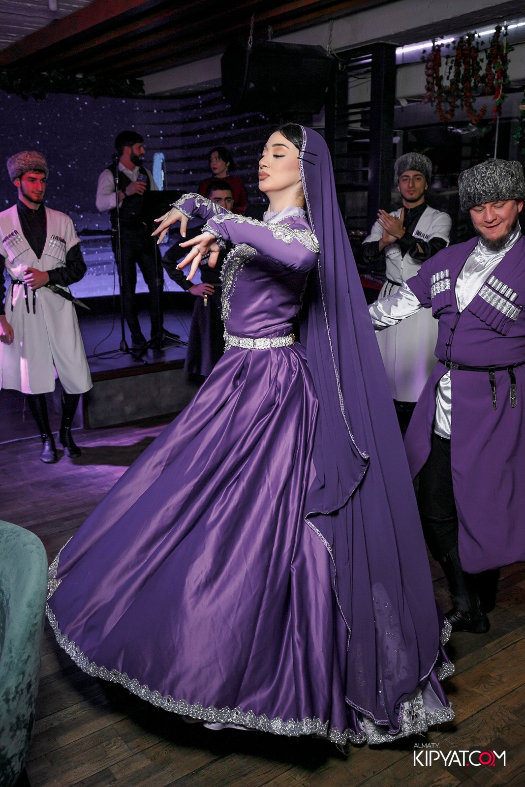 ВАХТАНГУРИ. КИПЯТКОМ АЛМАТЫ! Фотосъемка мероприятий в Алматы