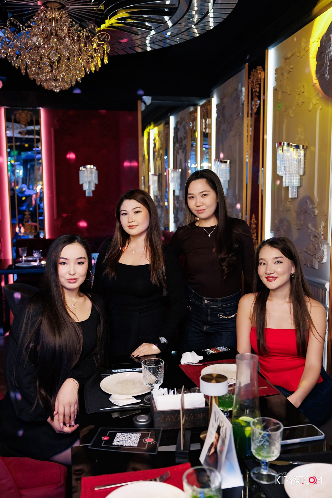 ЗАЯ, НА БИС. КИПЯТКОМ АЛМАТЫ!