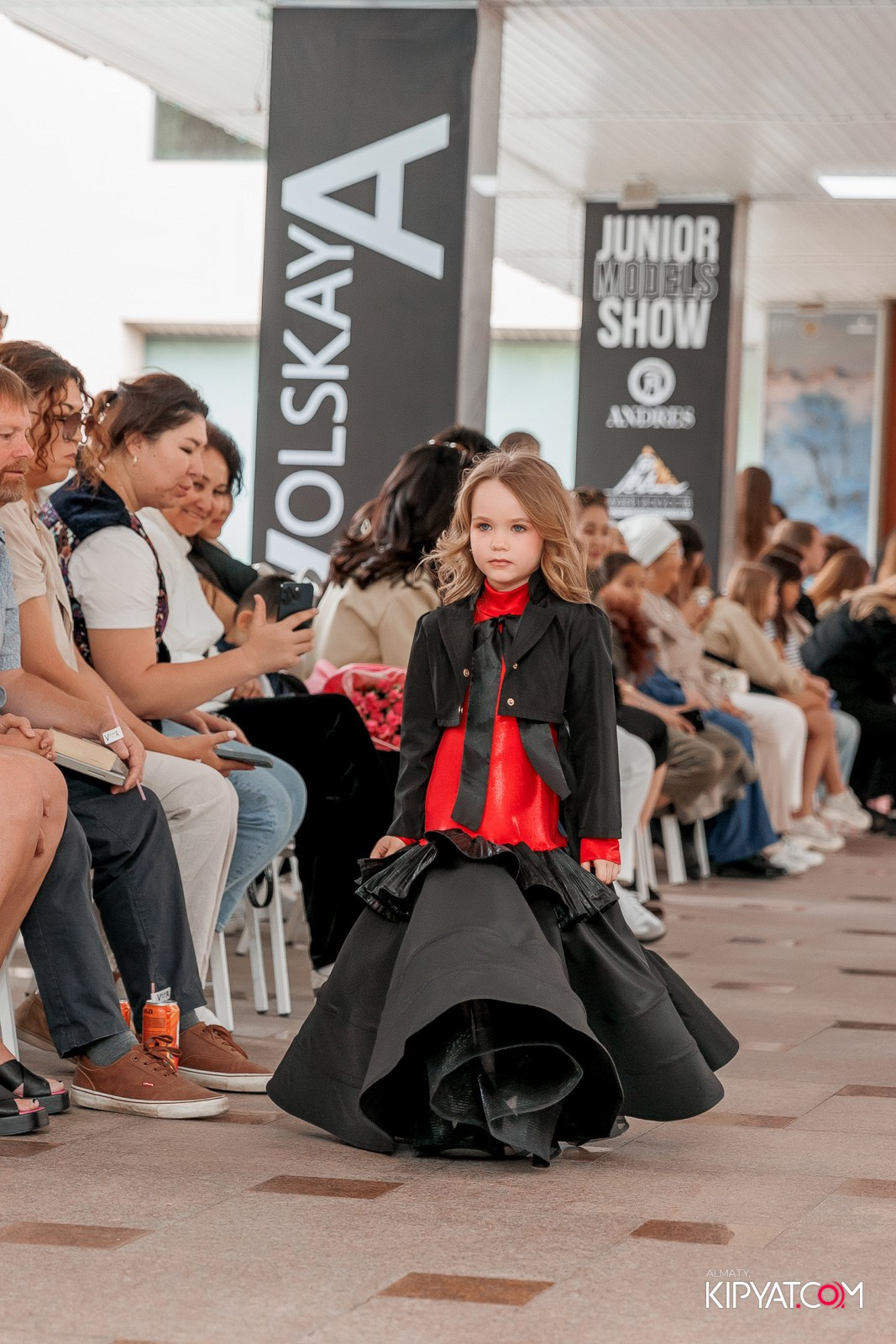 JUNIOR FASHION SHOW. КИПЯТКОМ АЛМАТЫ!