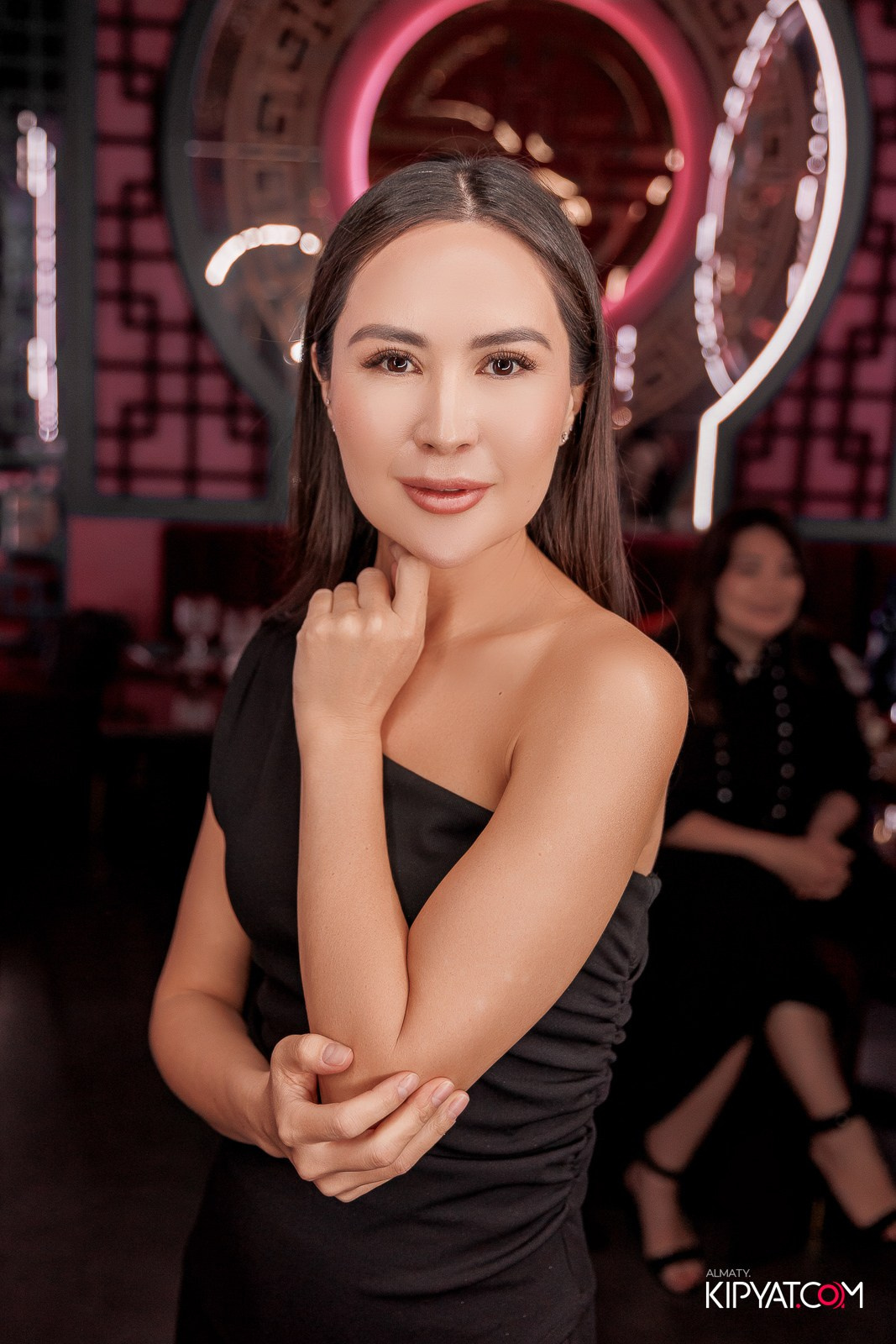 MOOD KARAOKE & TERRACE. КИПЯТКОМ АЛМАТЫ!