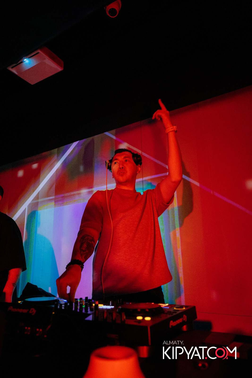 EVENT BAR. КИПЯТКОМ АЛМАТЫ!