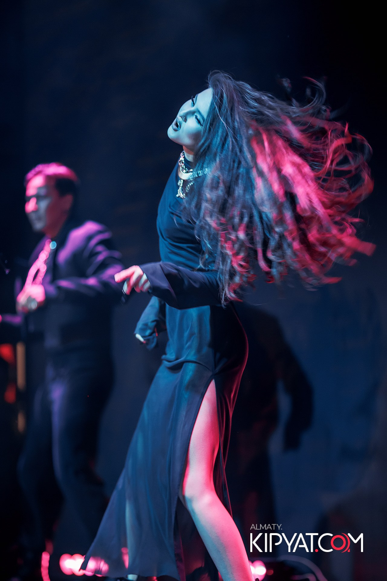 QUEEN. КИПЯТКОМ АЛМАТЫ!