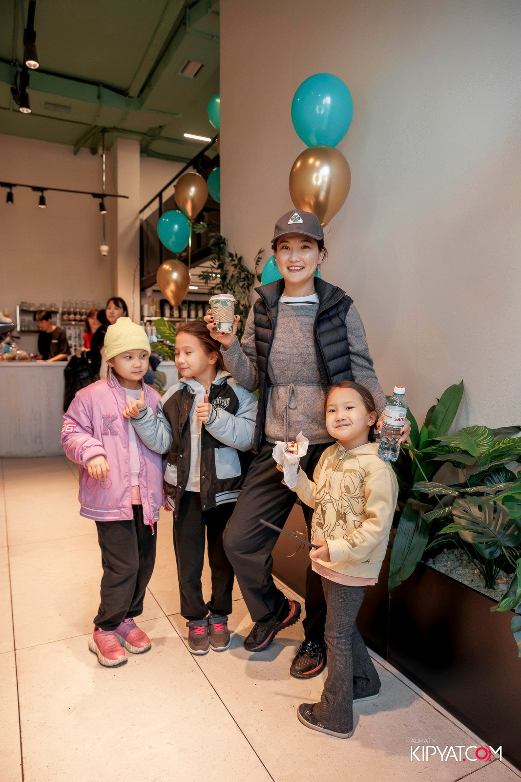 ОТКРЫТИЕ COFFEE SHAKE АСЫЛ ТАС. КИПЯТКОМ АЛМАТЫ!