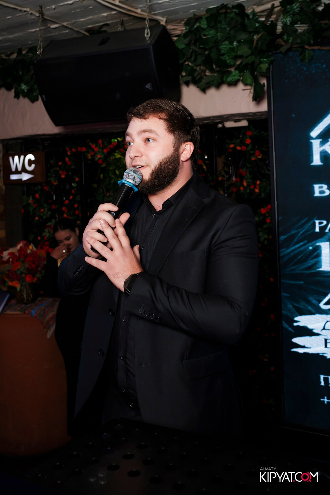 КАВКАЗСКИЙ ВЕЧЕР В ВАХТАНГУРИ. КИПЯТКОМ АЛМАТЫ!