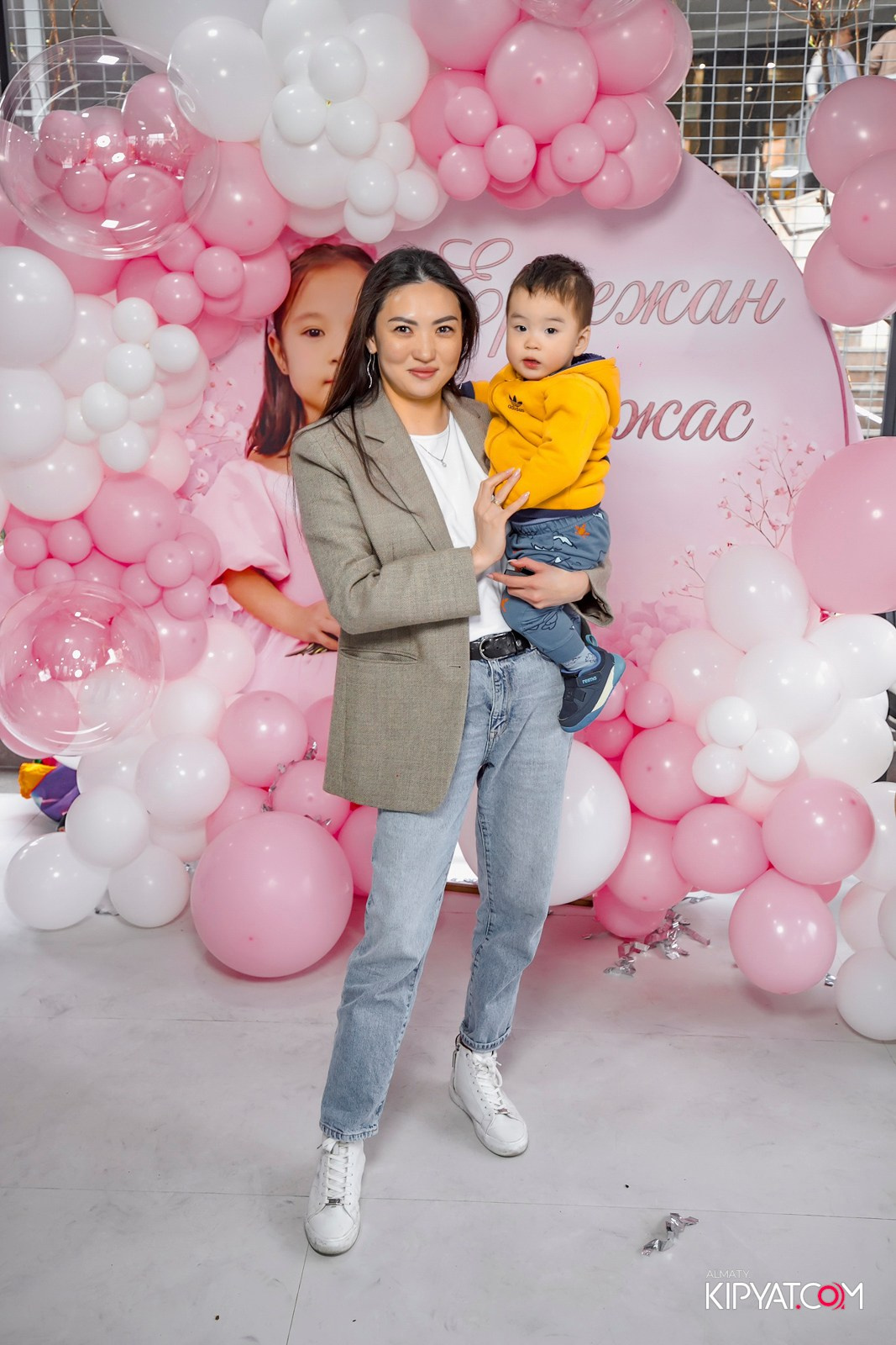 ЕРКЕЖАН 5 ЛЕТ. КИПЯТКОМ АЛМАТЫ! Фотосъемка мероприятий в Алматы