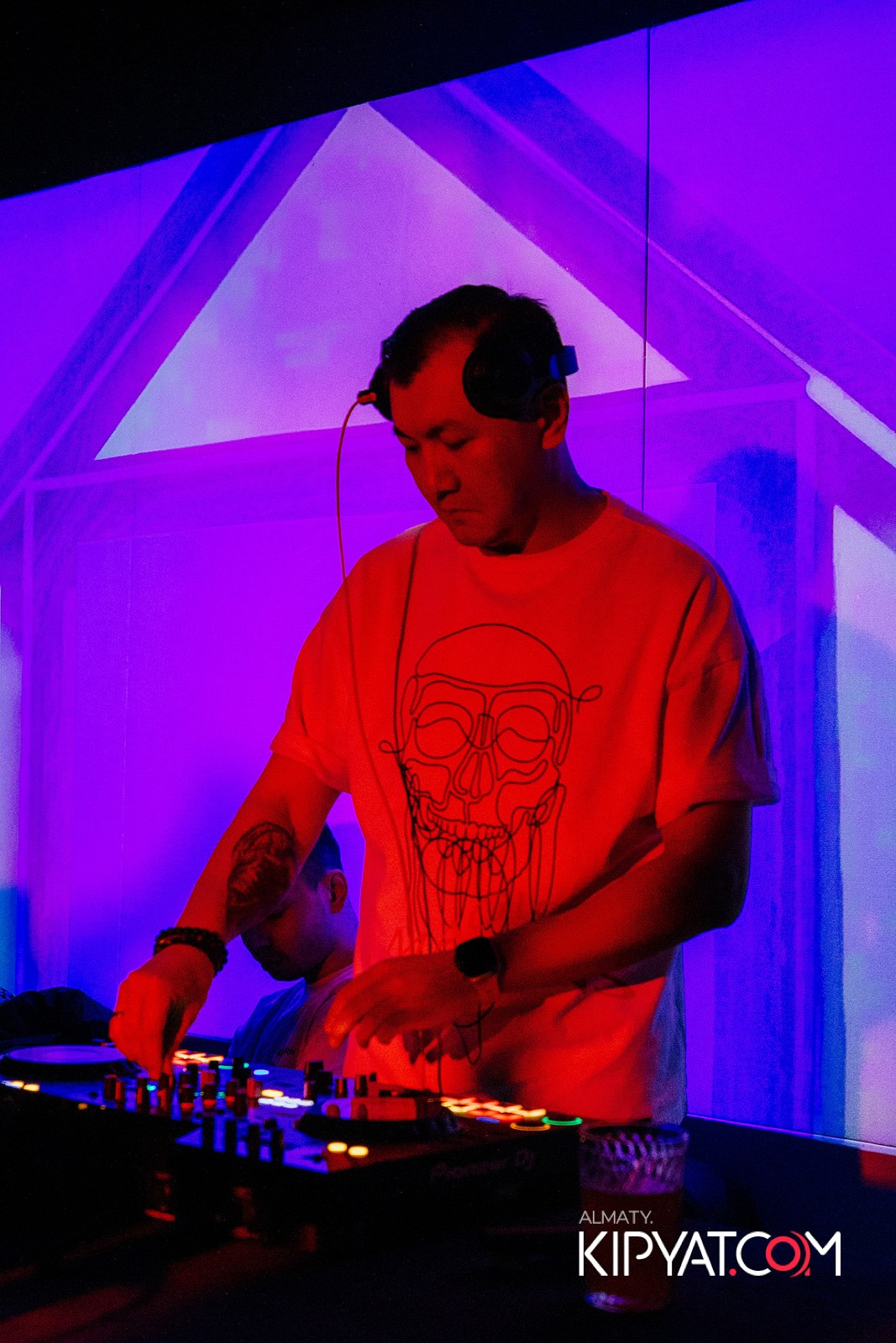 EVENT BAR. КИПЯТКОМ АЛМАТЫ!