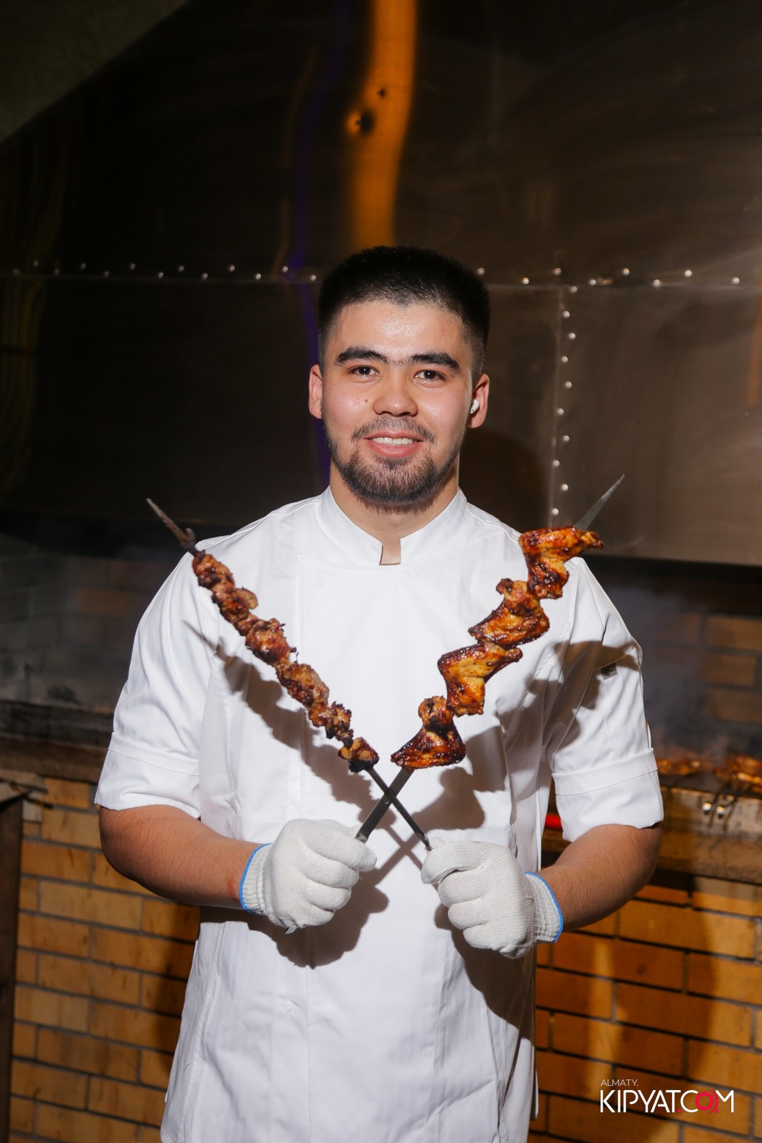 РЕСТОРАН РАХАТ. КИПЯТКОМ АЛМАТЫ!