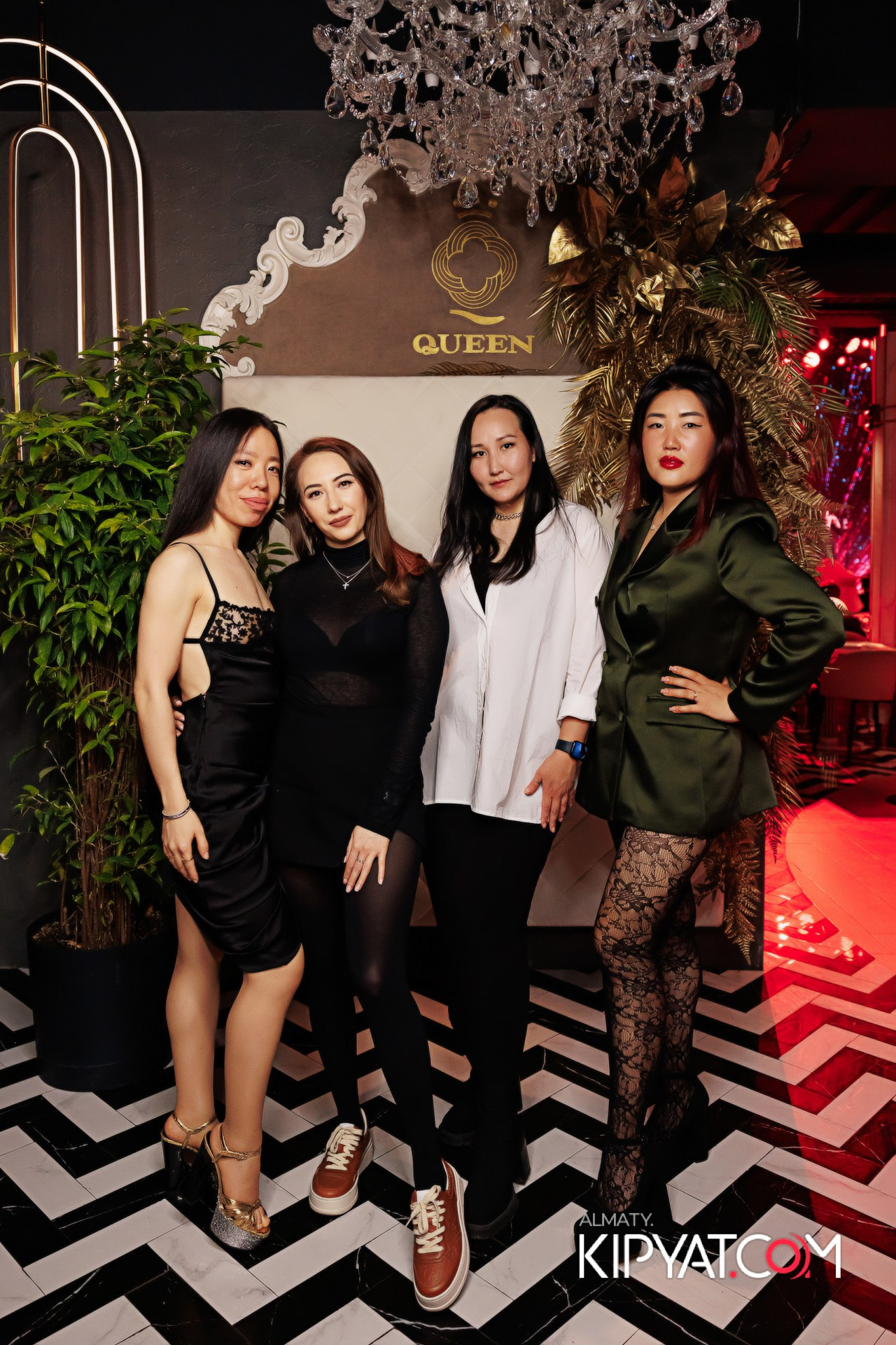 QUEEN. КИПЯТКОМ АЛМАТЫ!