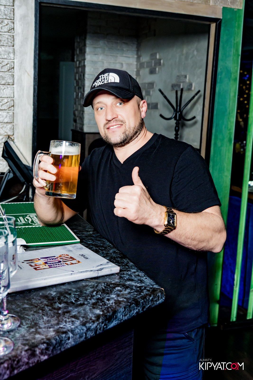 УХО И МЕДВЕДЬ НА САИНА. КИПЯТКОМ АЛМАТЫ!