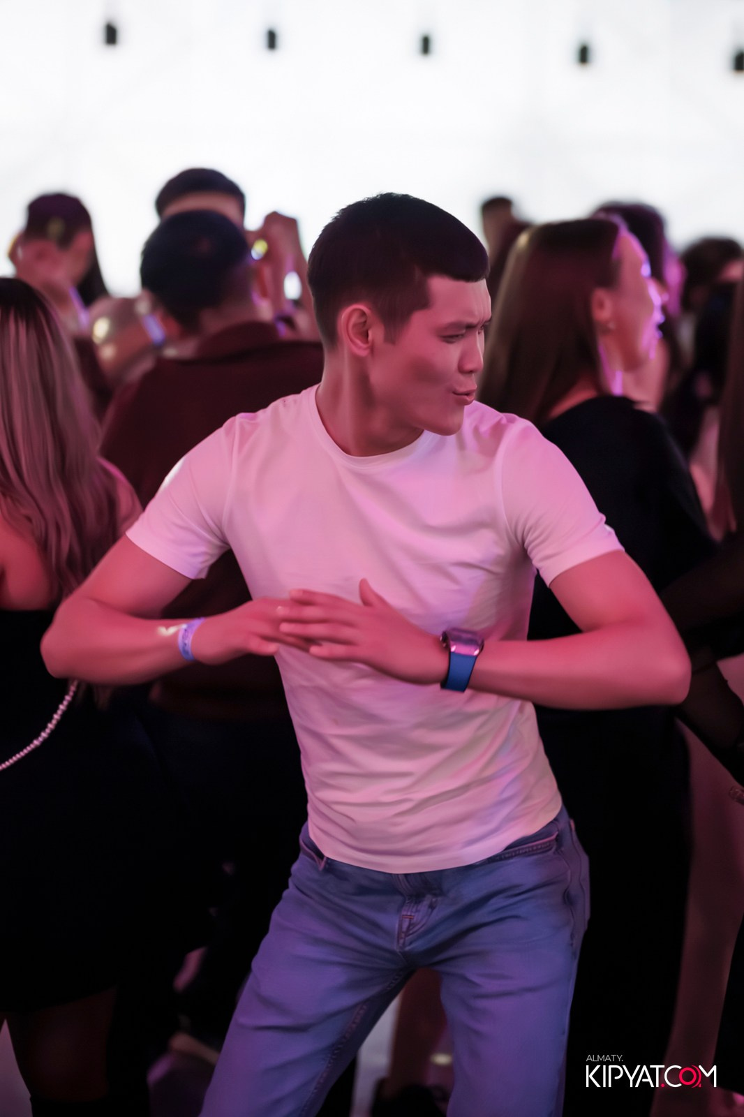 EVENT BAR. КИПЯТКОМ АЛМАТЫ!