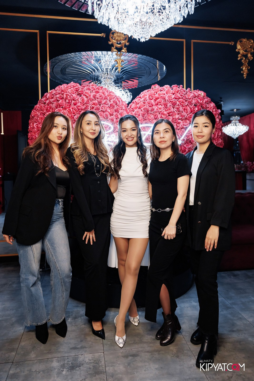 ЗАЯ, НА БИС. КИПЯТКОМ АЛМАТЫ!