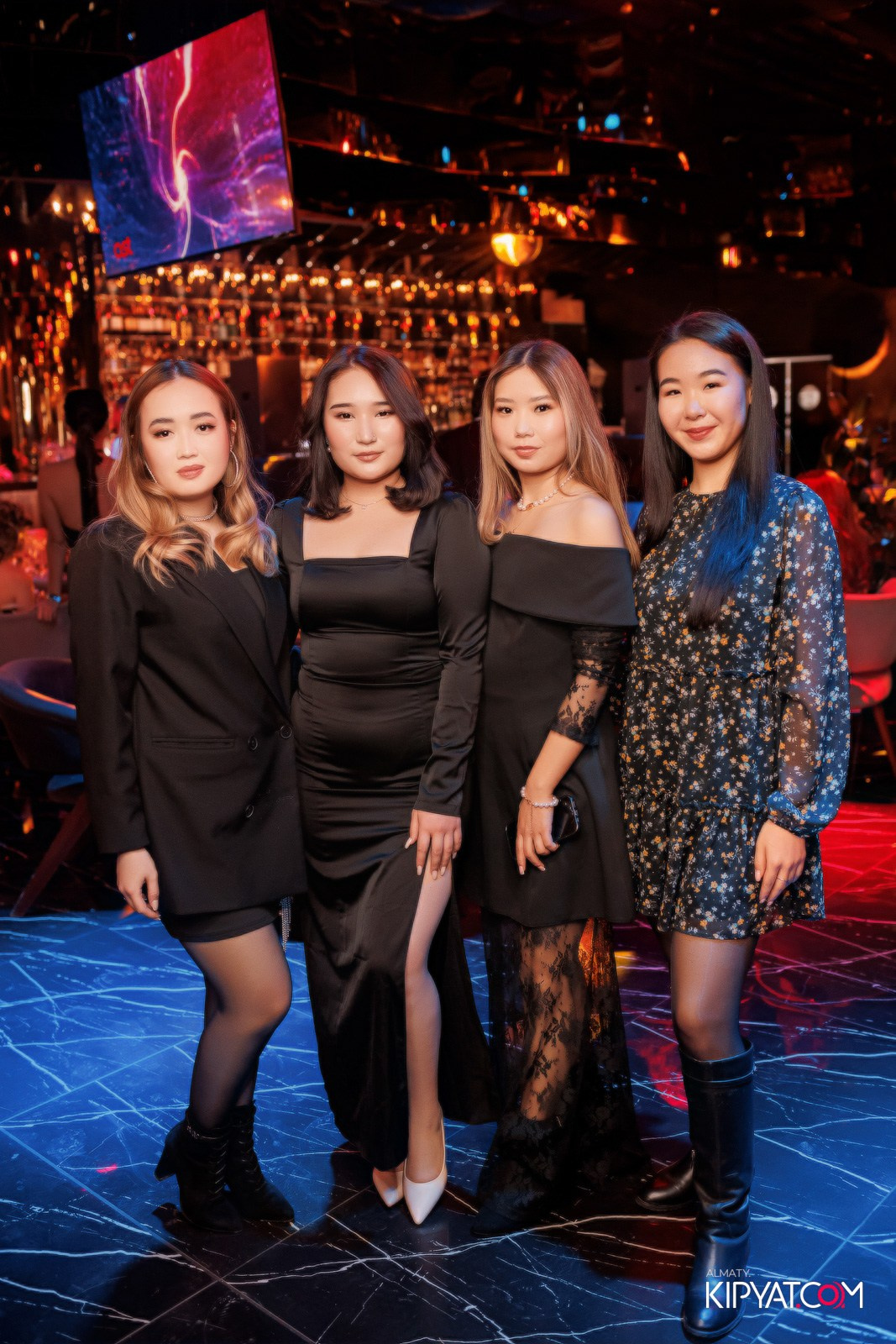 MOOD KARAOKE & TERRACE. КИПЯТКОМ АЛМАТЫ!