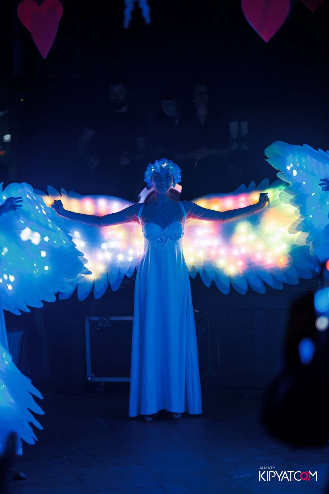 FRIENDS BAR & TERRACE. КИПЯТКОМ АЛМАТЫ!