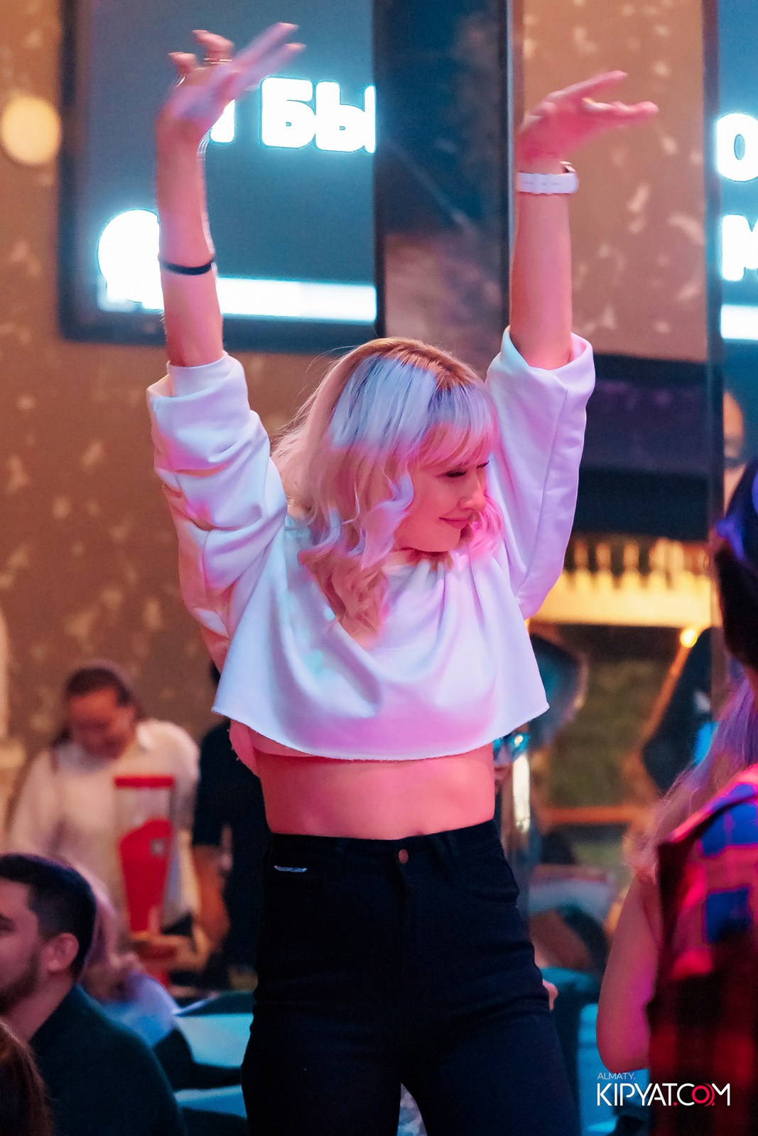 МУЗЫКАЛЬНОЕ ЛОТО В HIT RETRO. КИПЯТКОМ АЛМАТЫ!