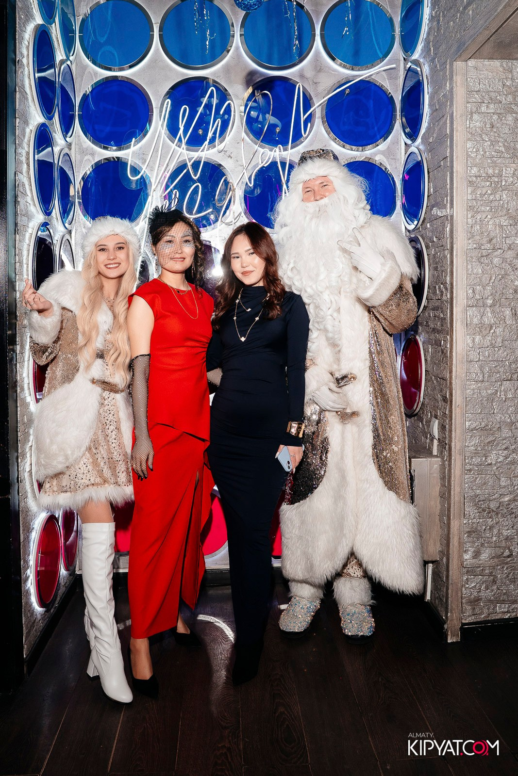 УХО И МЕДВЕДЬ НА ГАГАРИНА. КИПЯТКОМ АЛМАТЫ! Фотосъемка мероприятий в Алматы