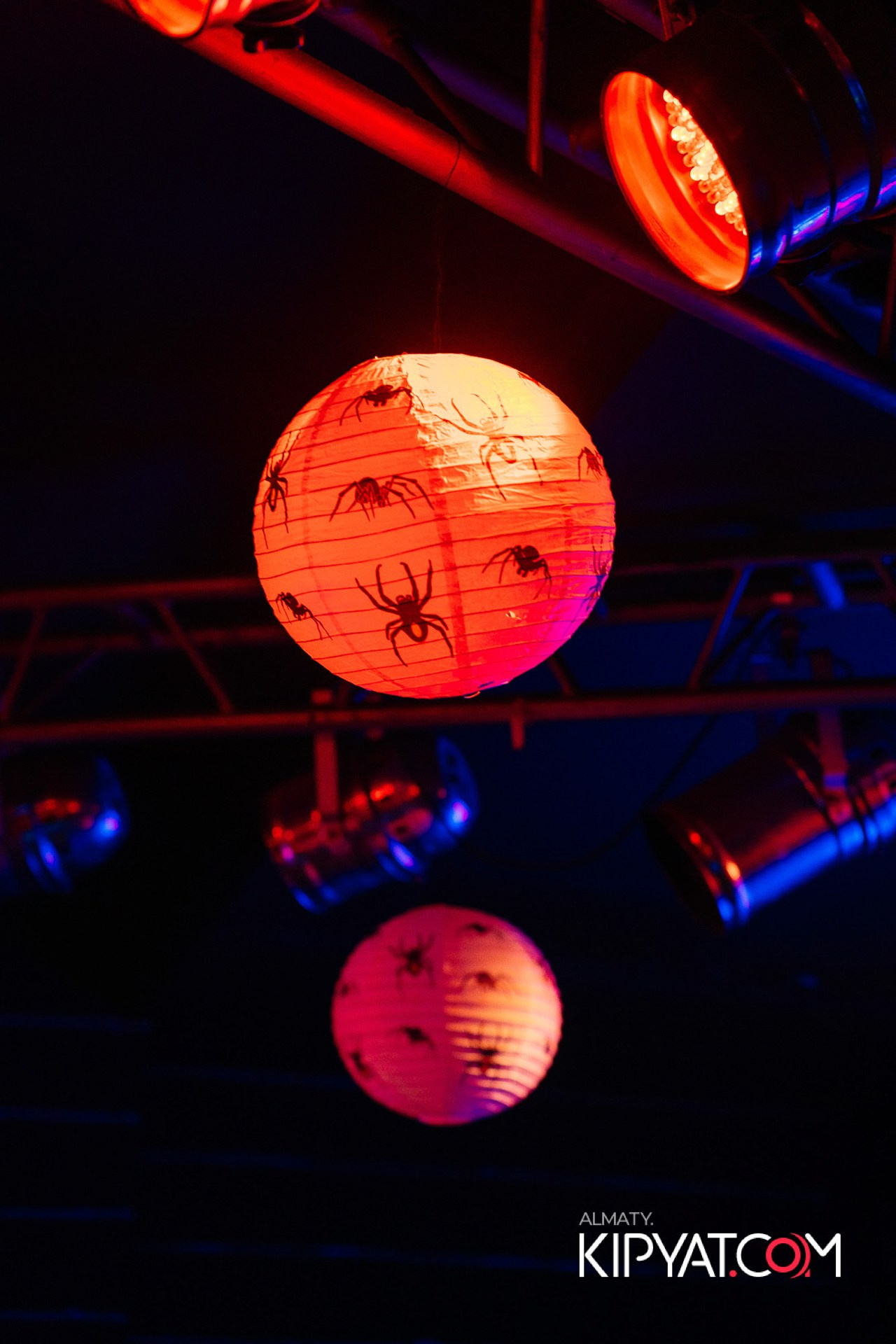 ARAGOSTA. КИПЯТКОМ АЛМАТЫ!