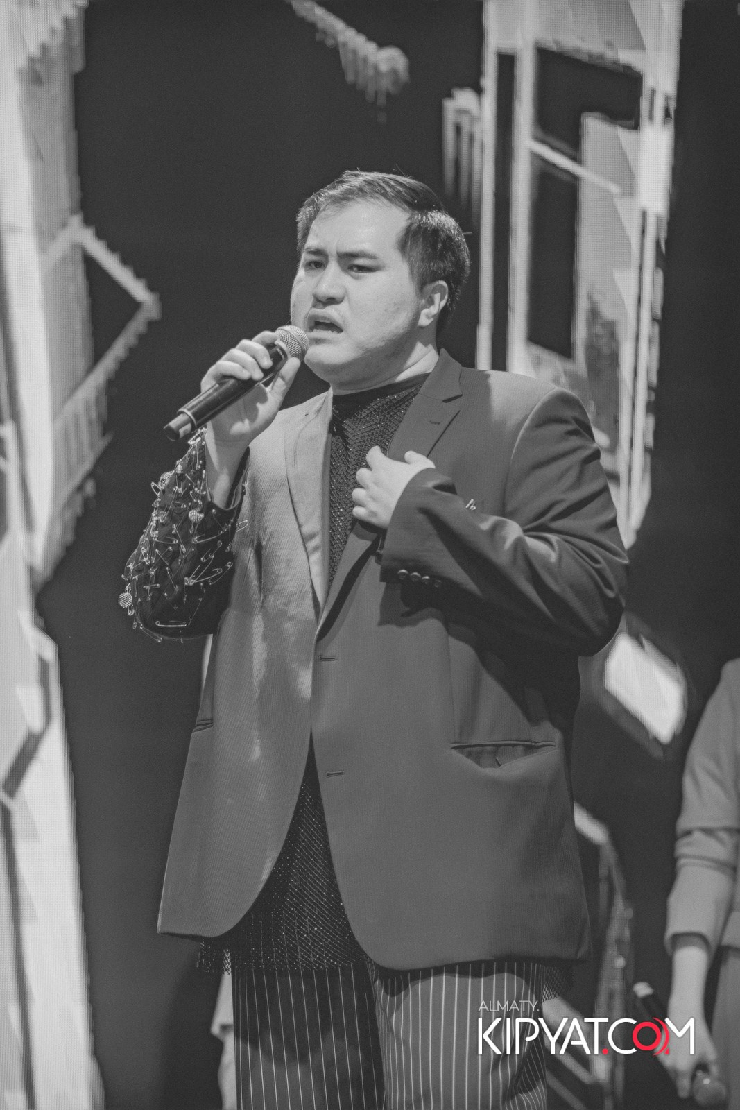 SANTA BARBARA — МЮЗИКЛ ДЖУЛИЯ. КИПЯТКОМ АЛМАТЫ!