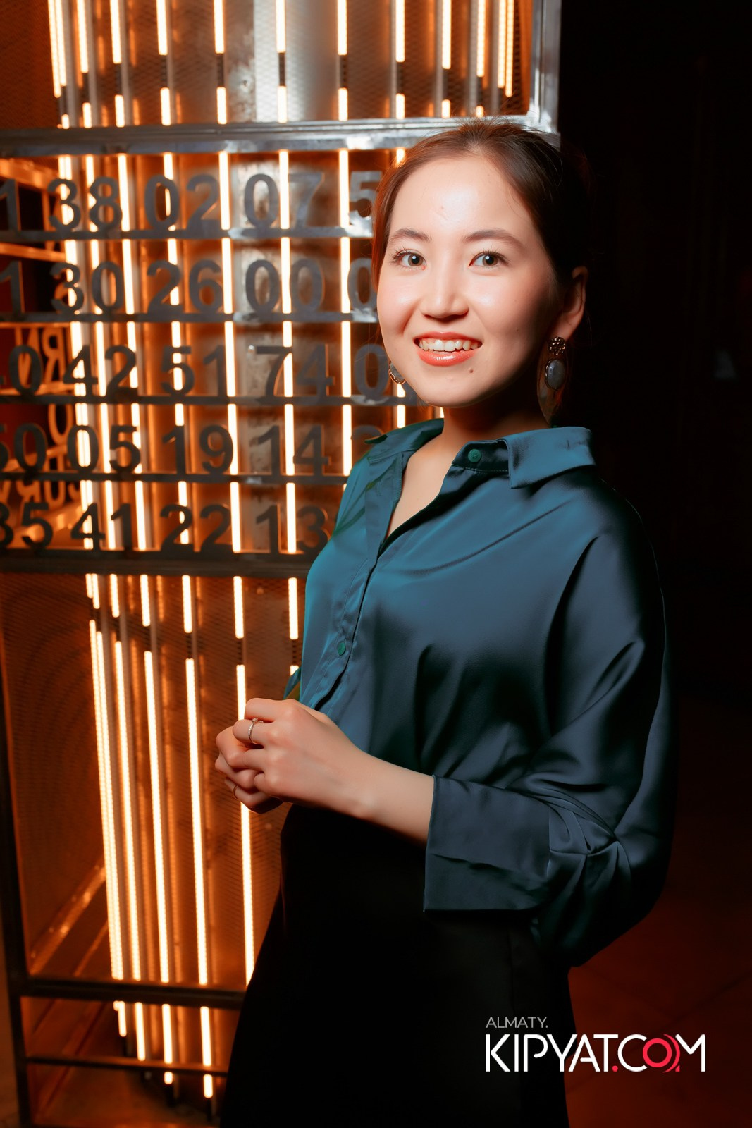 SPACE LOUNGE BAR. КИПЯТКОМ АЛМАТЫ!