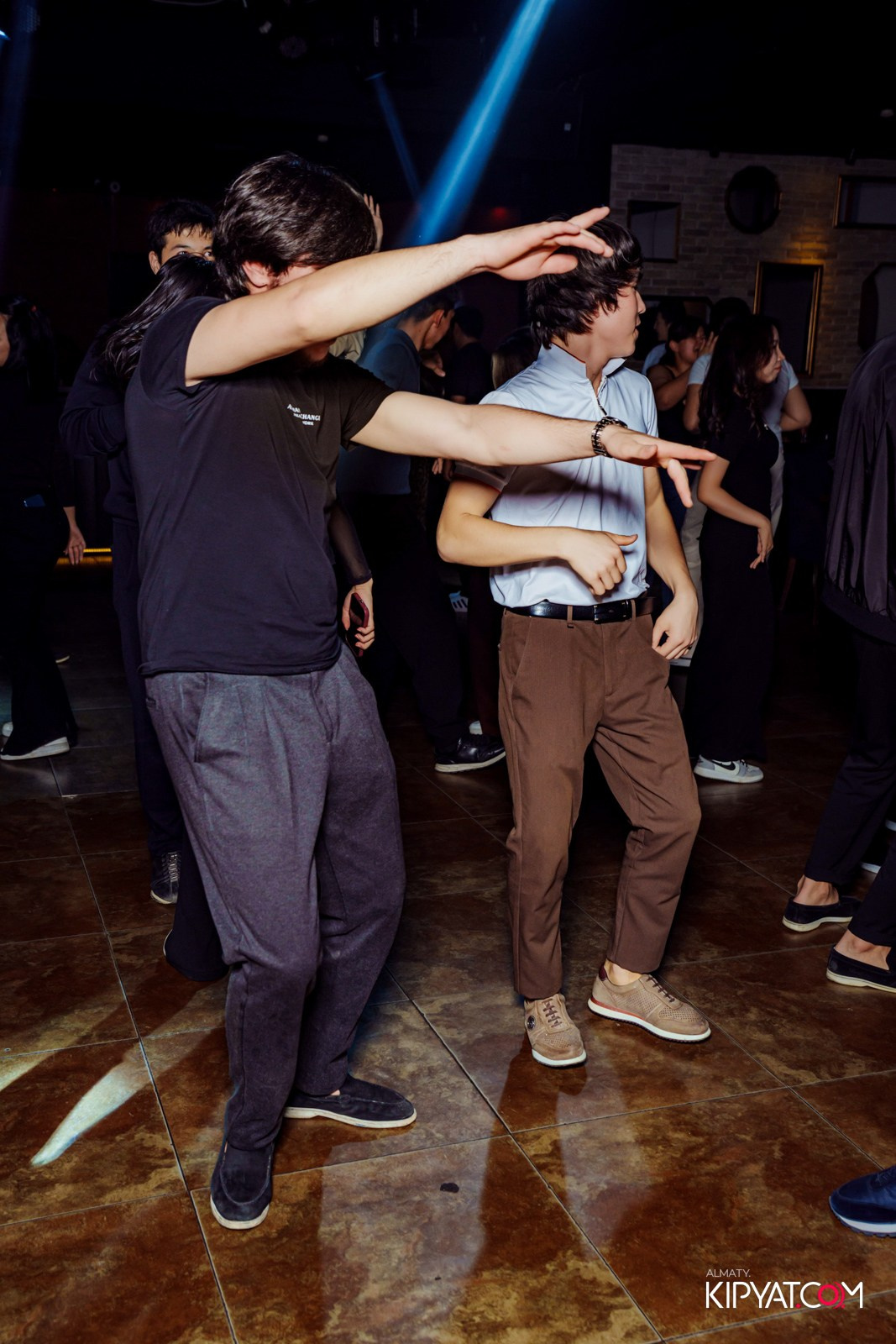 ARAGOSTA. КИПЯТКОМ АЛМАТЫ!