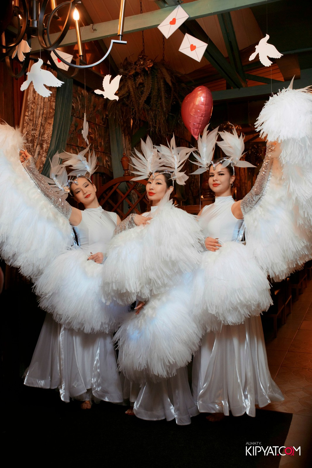 РЕСТОРАН ALAZANI НА АКАН СЕРЫ. КИПЯТКОМ АЛМАТЫ! Фотосъемка мероприятий в Алматы