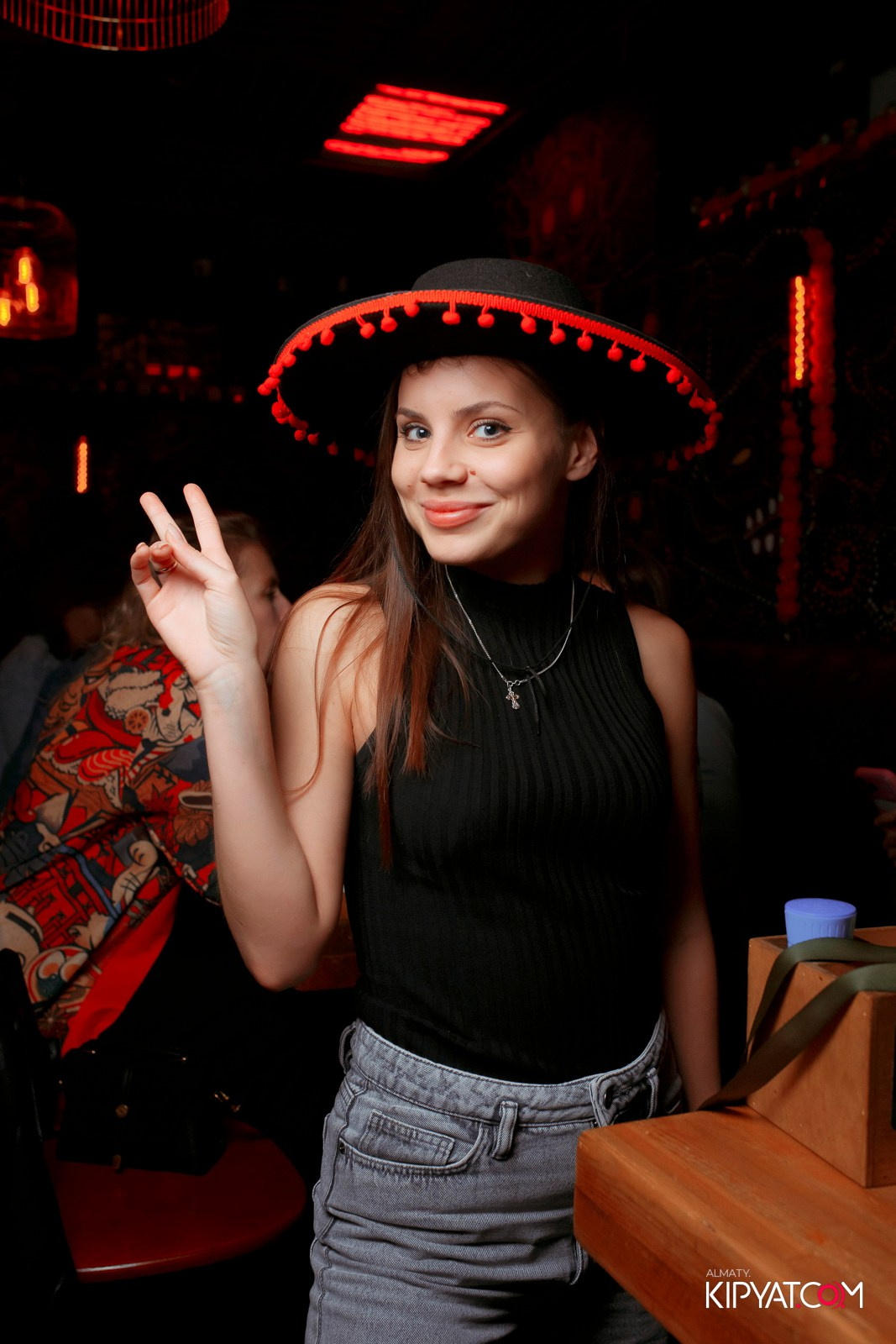 УСТРИЧНАЯ ВЕЧЕРИНКА В VICTORY MEXICO. КИПЯТКОМ АЛМАТЫ! Фотосъемка мероприятий в Алматы