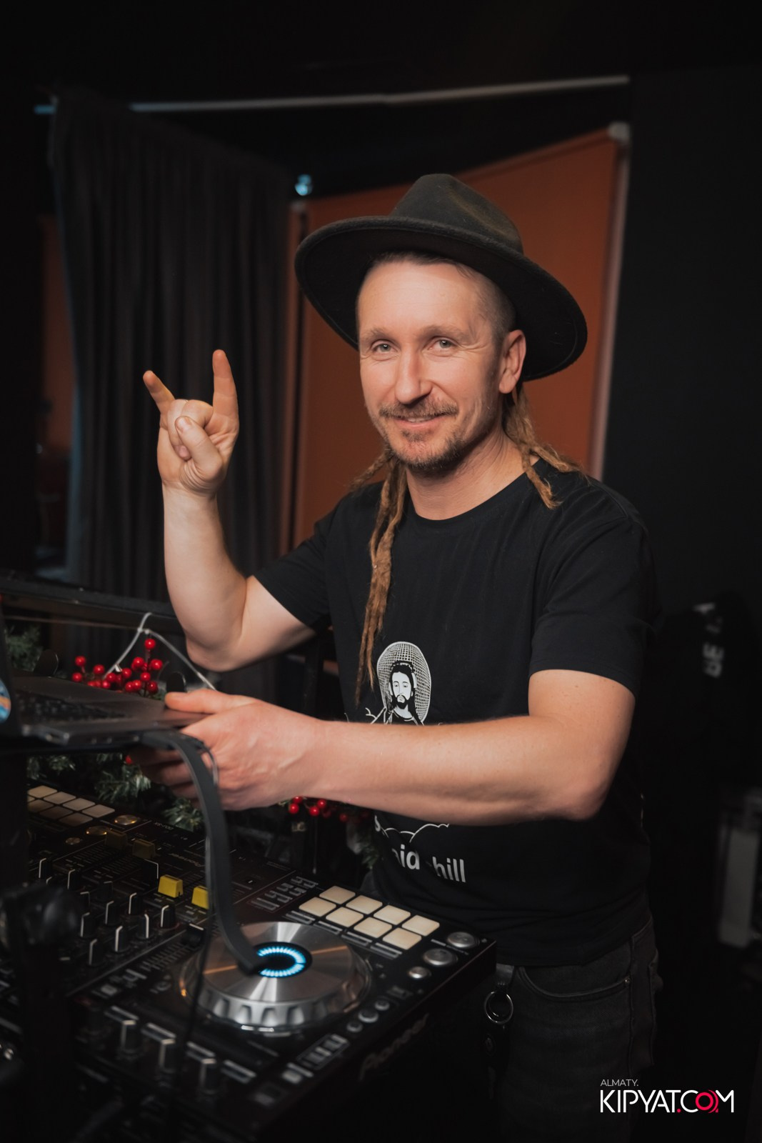 ШАШЛЫКOFF. КИПЯТКОМ АЛМАТЫ!