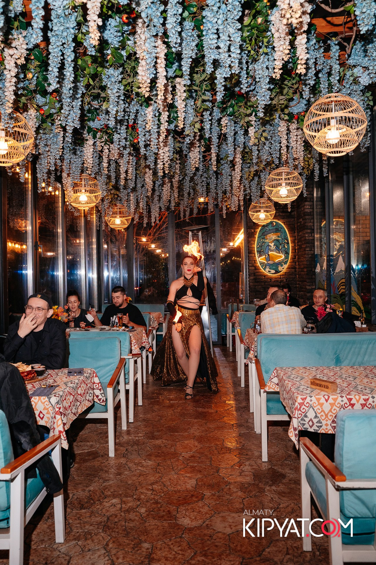 MODI RESTORANCHIK. КИПЯТКОМ АЛМАТЫ!