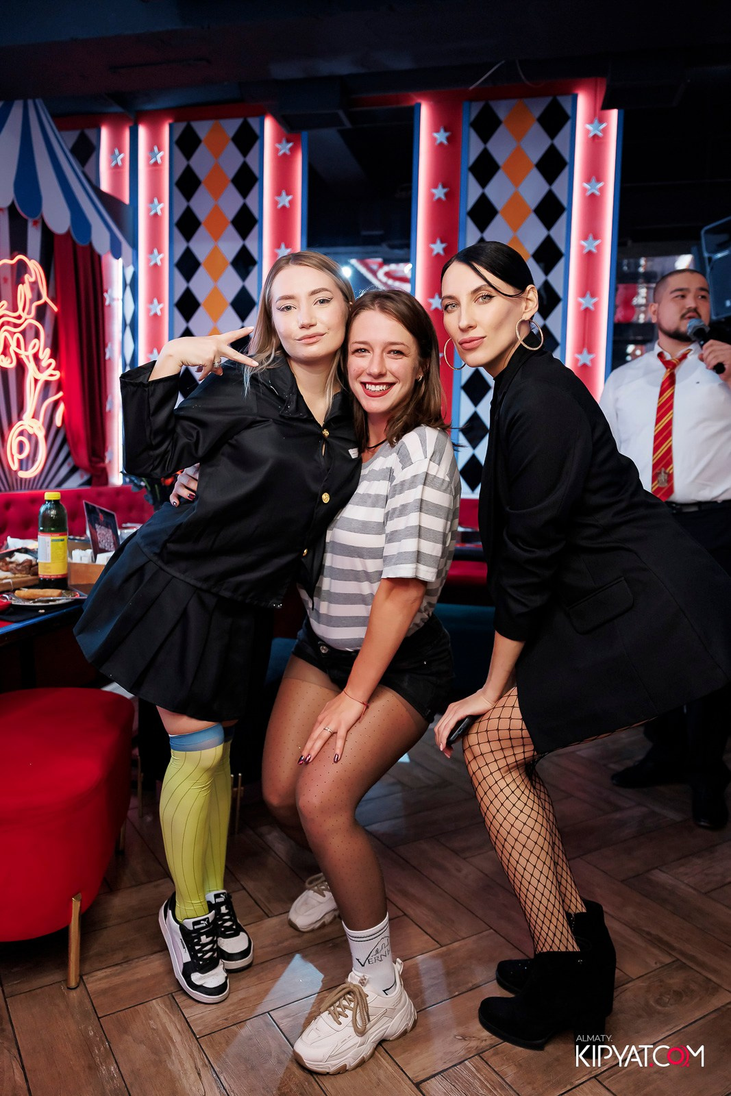 ЗАЯ, НА БИС. КИПЯТКОМ АЛМАТЫ!