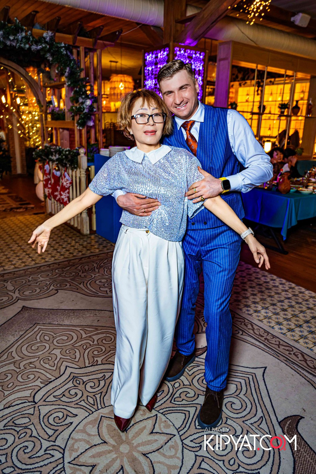 ГРУЗИНСКИЙ ДВОР НА КАБАНБАЙ БАТЫРА. КИПЯТКОМ АЛМАТЫ!