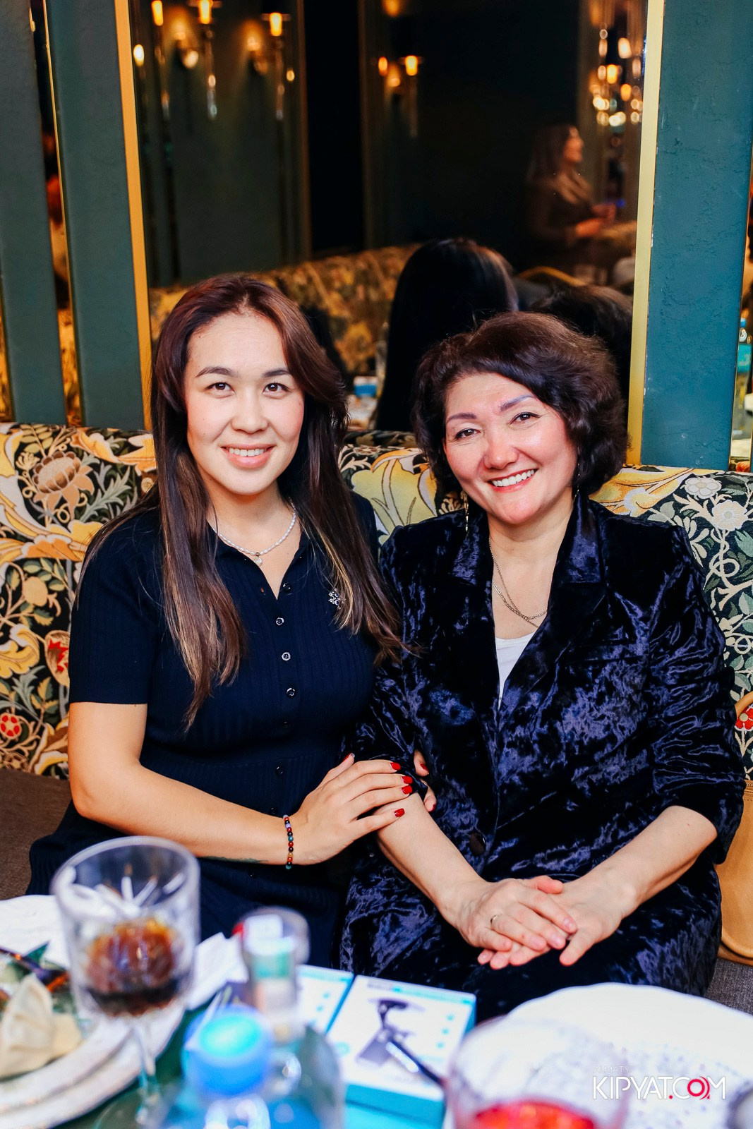 РЕСТОРАН ВЕСЕЛИДЗЕ НА ШЕВЧЕНКО. КИПЯТКОМ АЛМАТЫ!