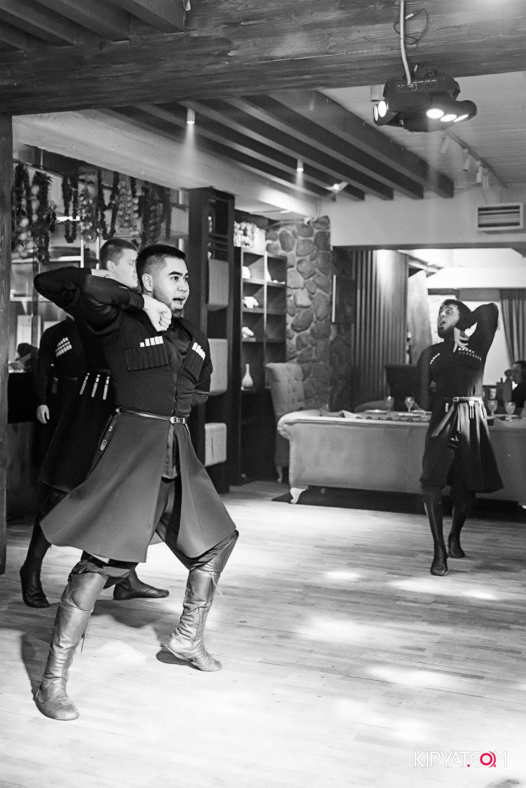 ВАХТАНГУРИ. КИПЯТКОМ АЛМАТЫ!