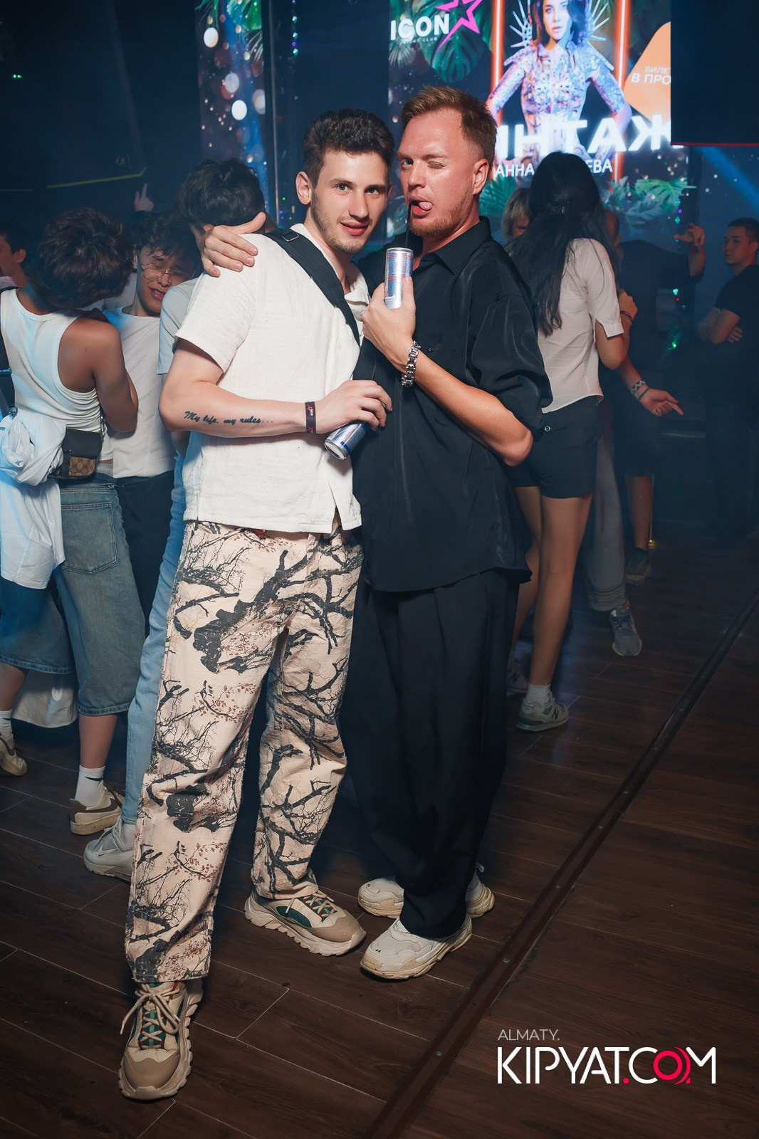 НОЧНОЙ КЛУБ ICON. КИПЯТКОМ АЛМАТЫ!