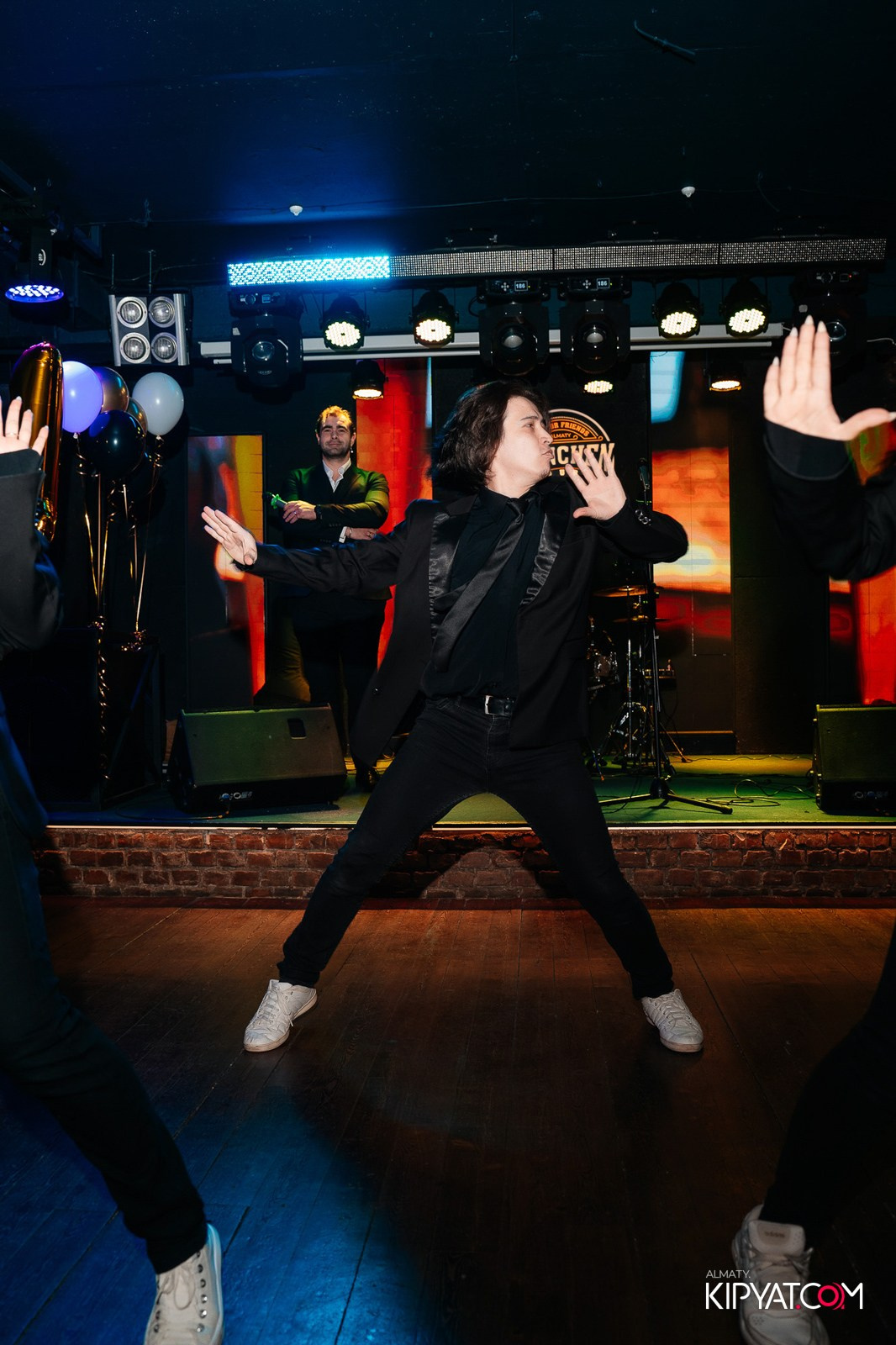 ДЕНЬ РОЖДЕНИЯ — MUNCHEN PUB NA PANFILOVA. КИПЯТКОМ АЛМАТЫ!