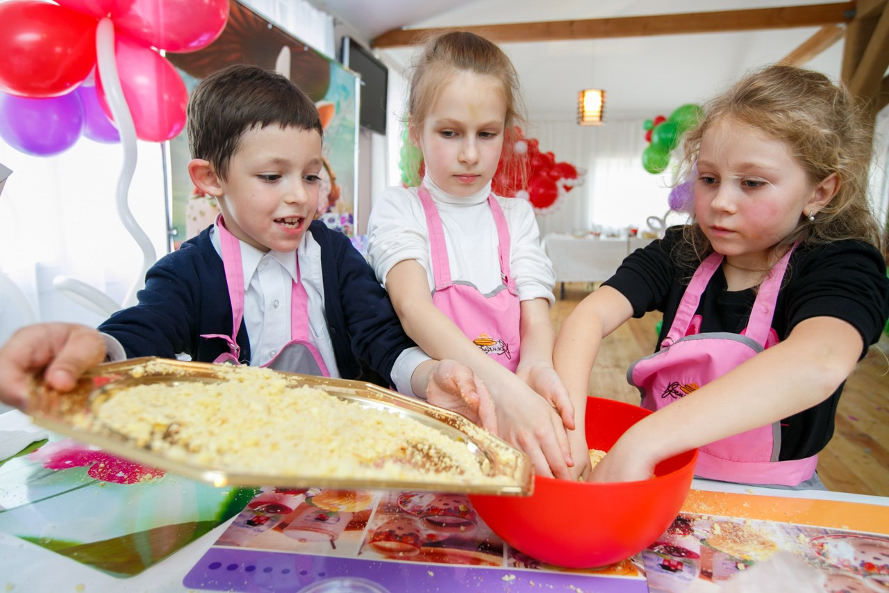 Детское. Фотограф событий, Максим Романенко