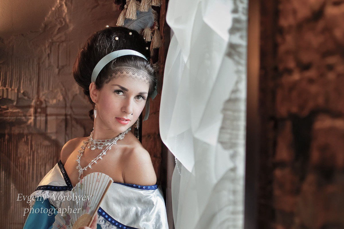 женская фотосессия Красноярск фото для девушки фотограф Красноярск фотосессия для сайта знакомств Красноярск фото для социальной сети заказать цена стоимость фотосессии в Красноярске пример фото идея место позы для фотосессии девушки в Красноярске фотосессия ИИ фотосессиия нейросеть промт для фотосессии фотосессия фото для социальной сети визажист причёска и макияж Красноярск парк Сады мечты Татышев фотостудия Красноярск бизнес портрет