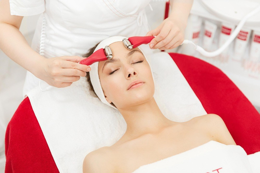 Комплексная съёмка для центра косметологии Guinot