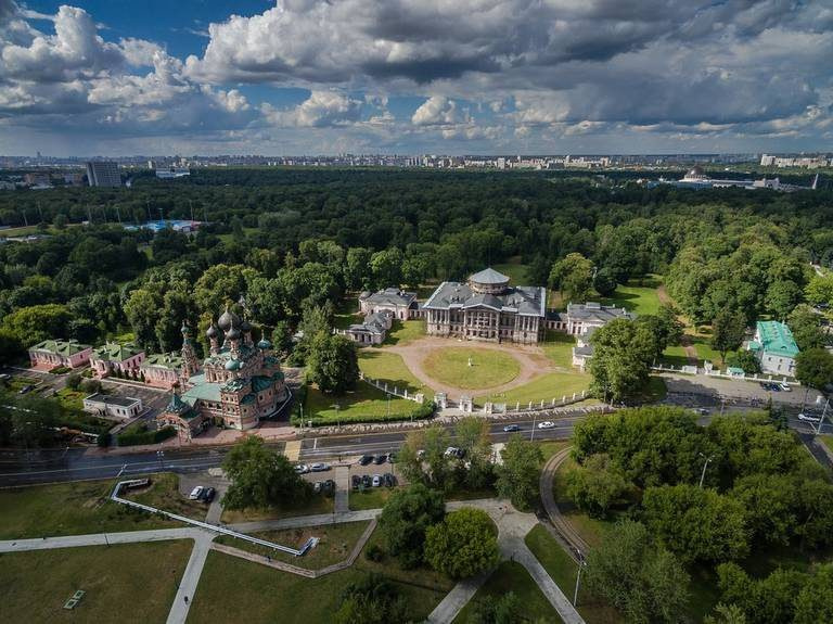 Красивые места для фотосессии в Москве для свадебной и семейной съемки