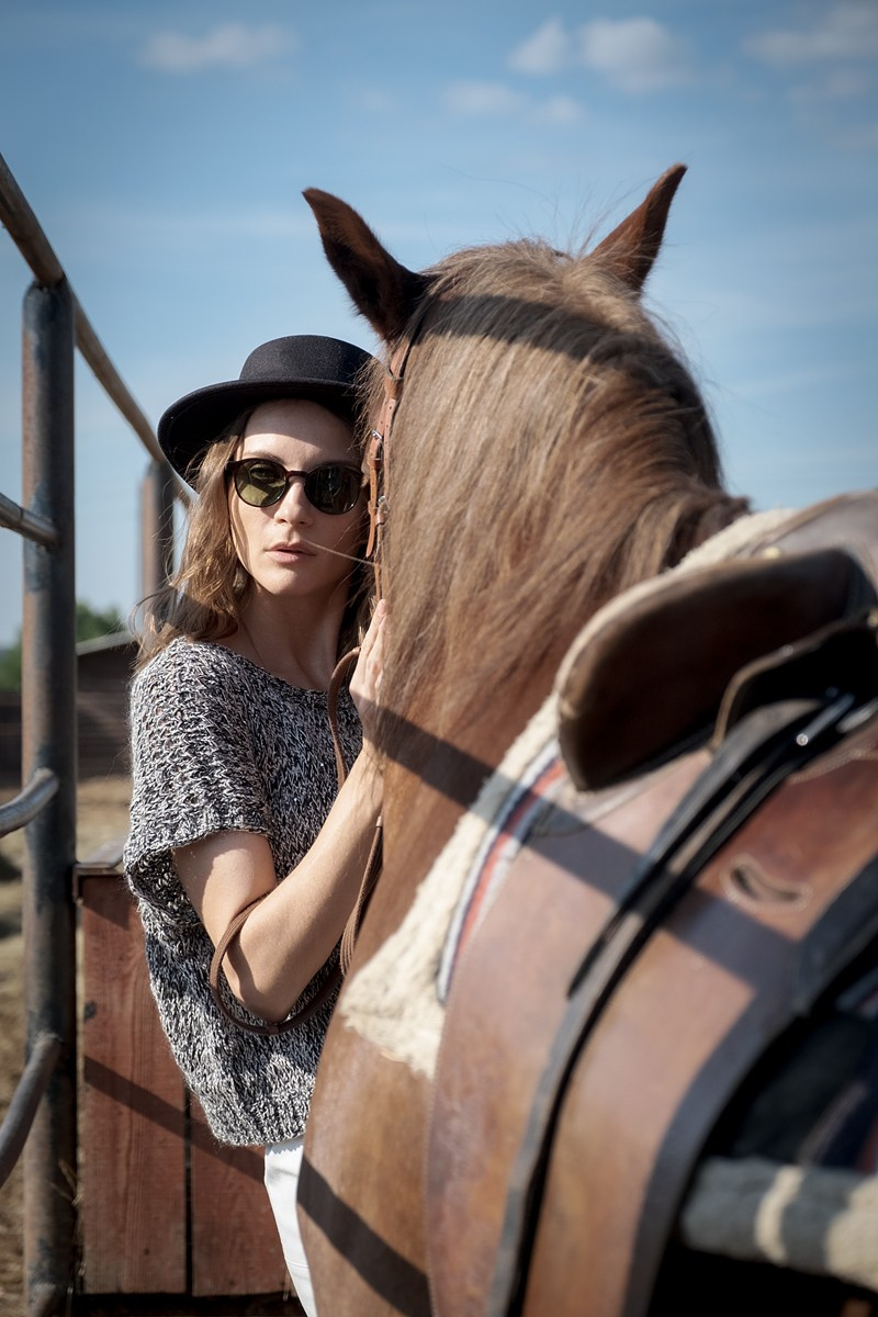 DEA (обувь). Эротико-драматический фотограф Маруся Скоробогатова