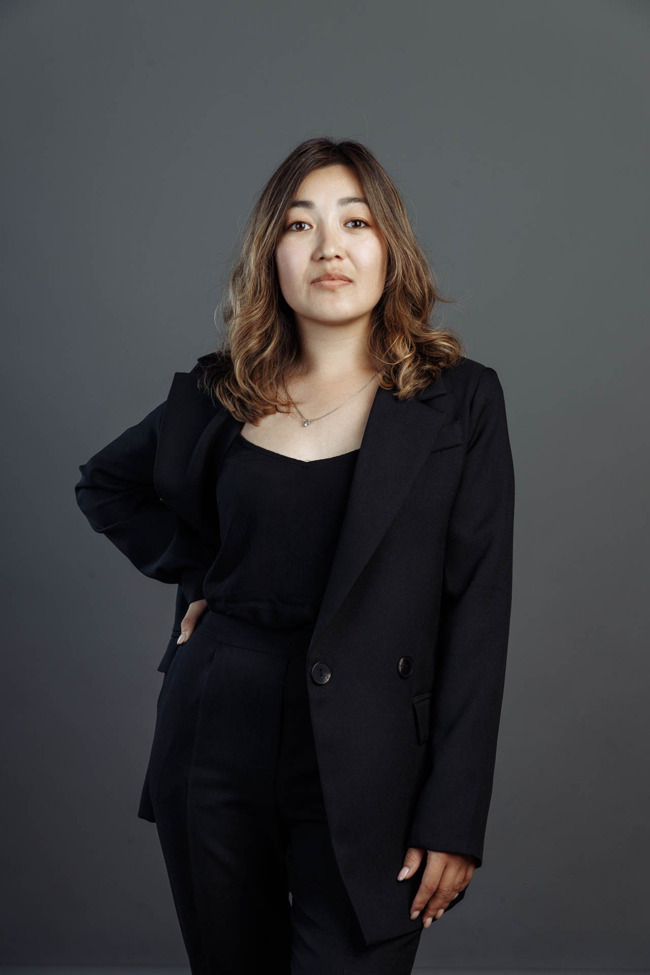 Бизнес-портреты сотрудников для сайта страховой компании InsFamily. Событийный фотограф Максим Бескоровайновнов