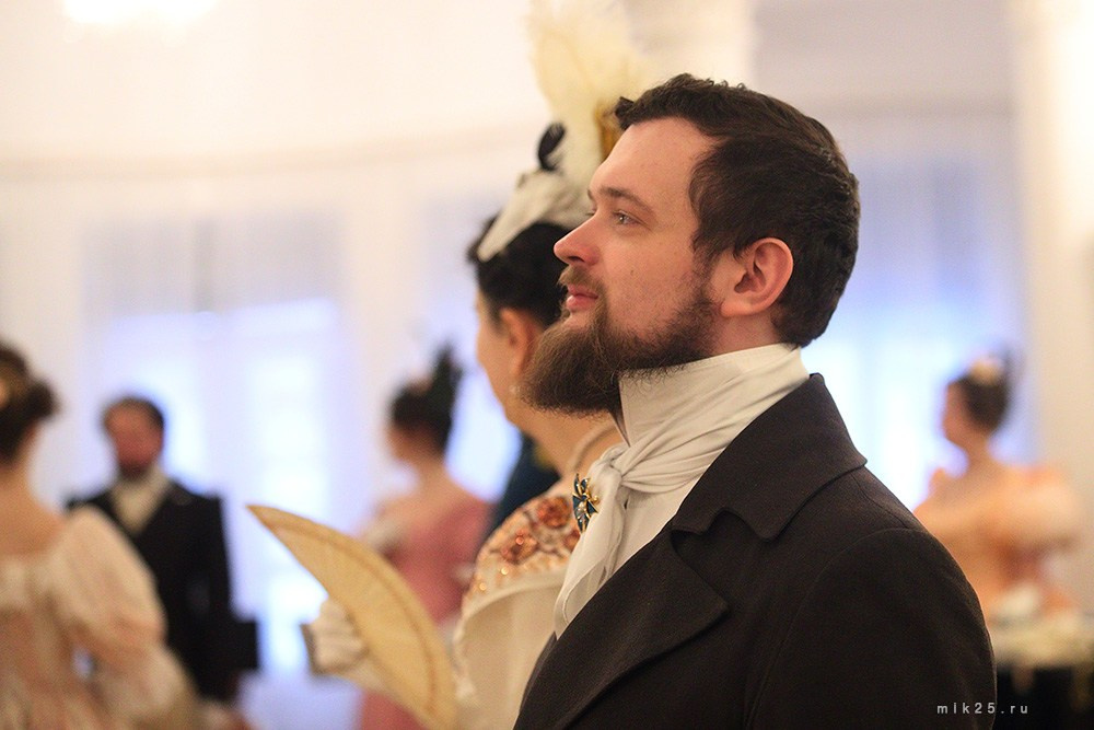 Рождественский бал. Mik25