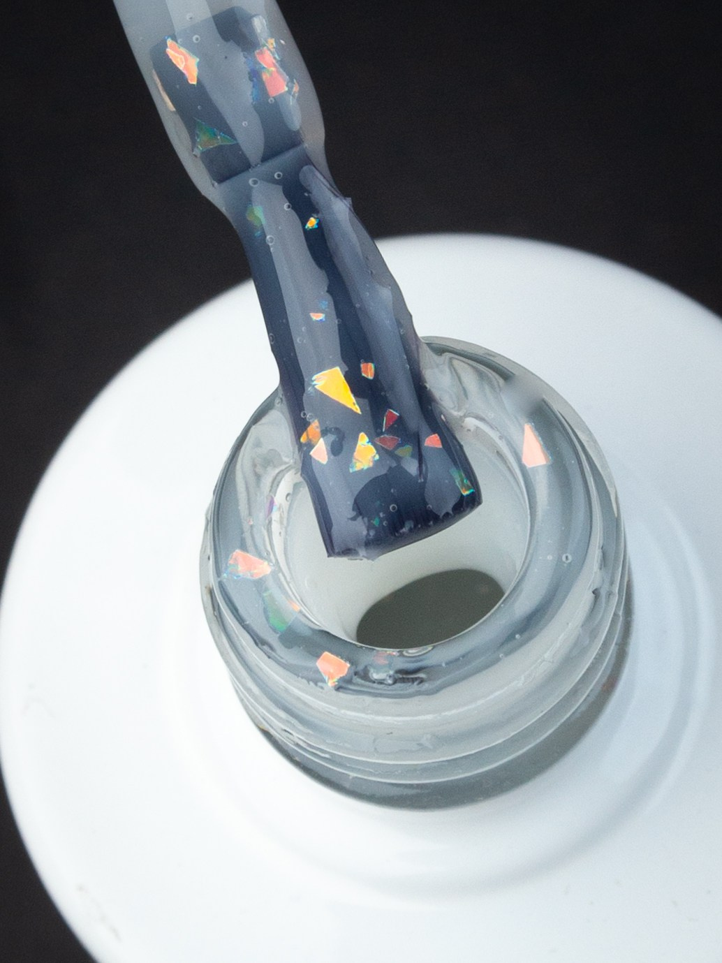 Kira на чёрном. Александр Стряпунин — предметный фотограф в Улан-Удэ