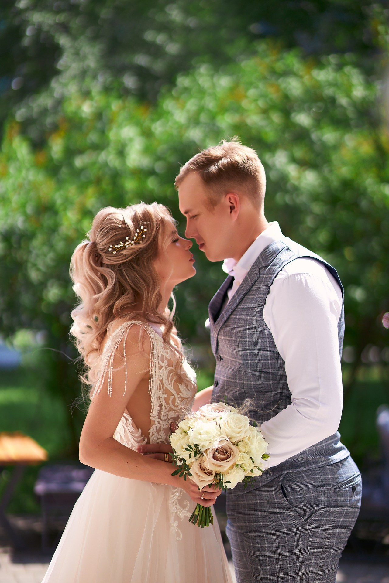 Свадебная фотосессия в Оренбурге, свадебная фотосессия в студии Оренбург, свадебный фотограф Оренбург. Свадебный фотограф в Оренбурге Елена Рязапова