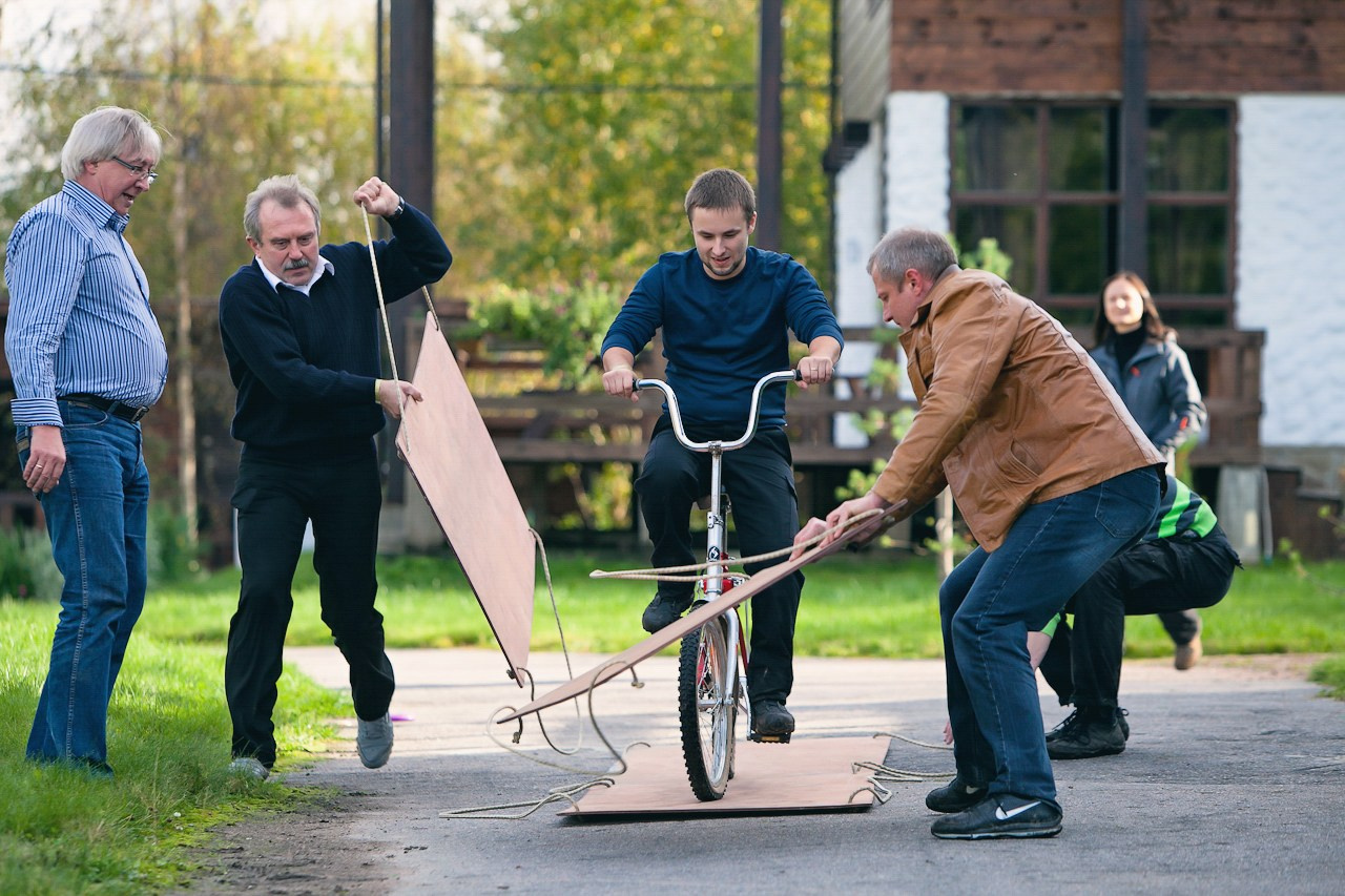 Командообразующее. Фотограф событий, Максим Романенко