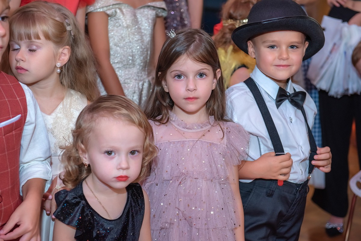 HAPPYkids дефиле санаторий Октябрьский. Семейный и коммерческий фотограф в Сочи Александр Бодунов