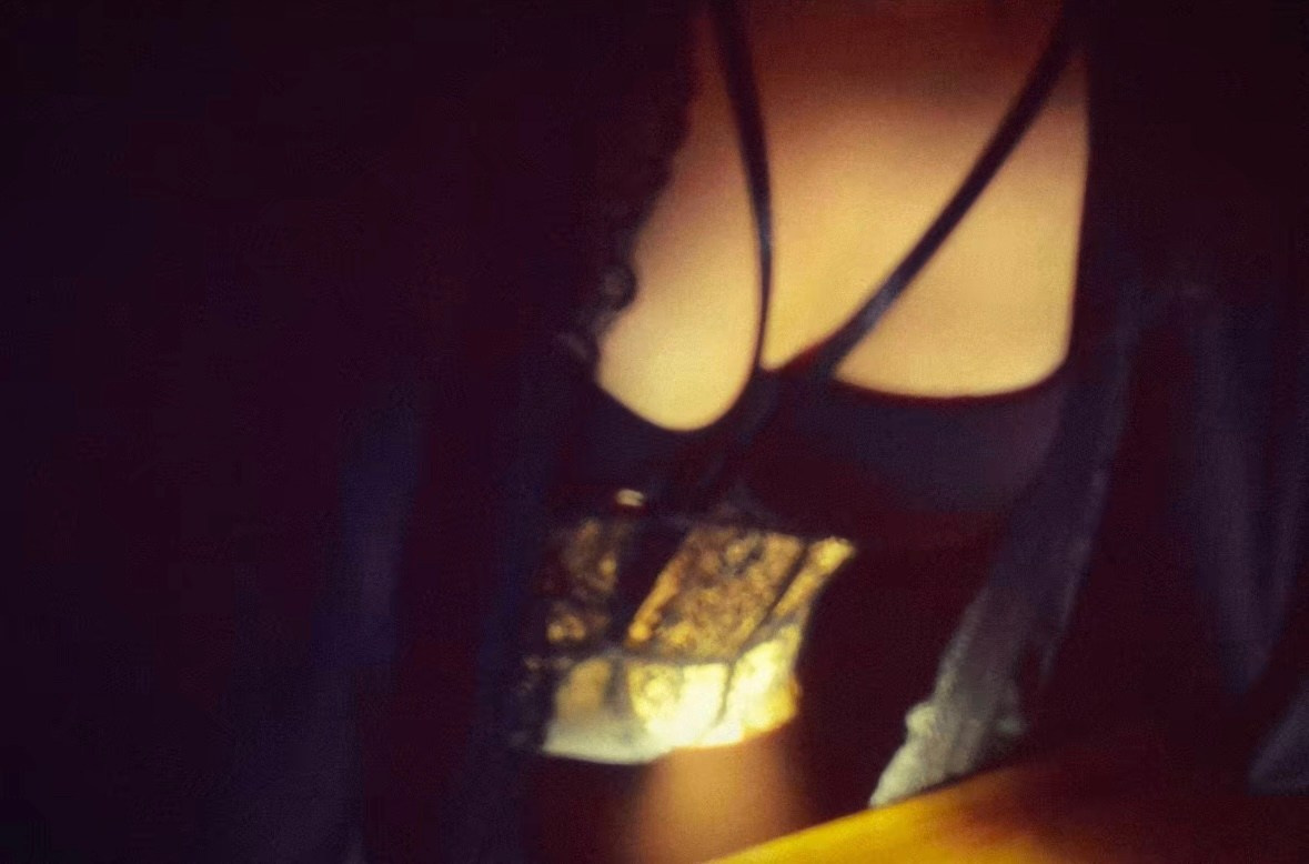 Женская фотосессия. Женский фотограф, видеограф, визуальный артист. Радужный ХМАО