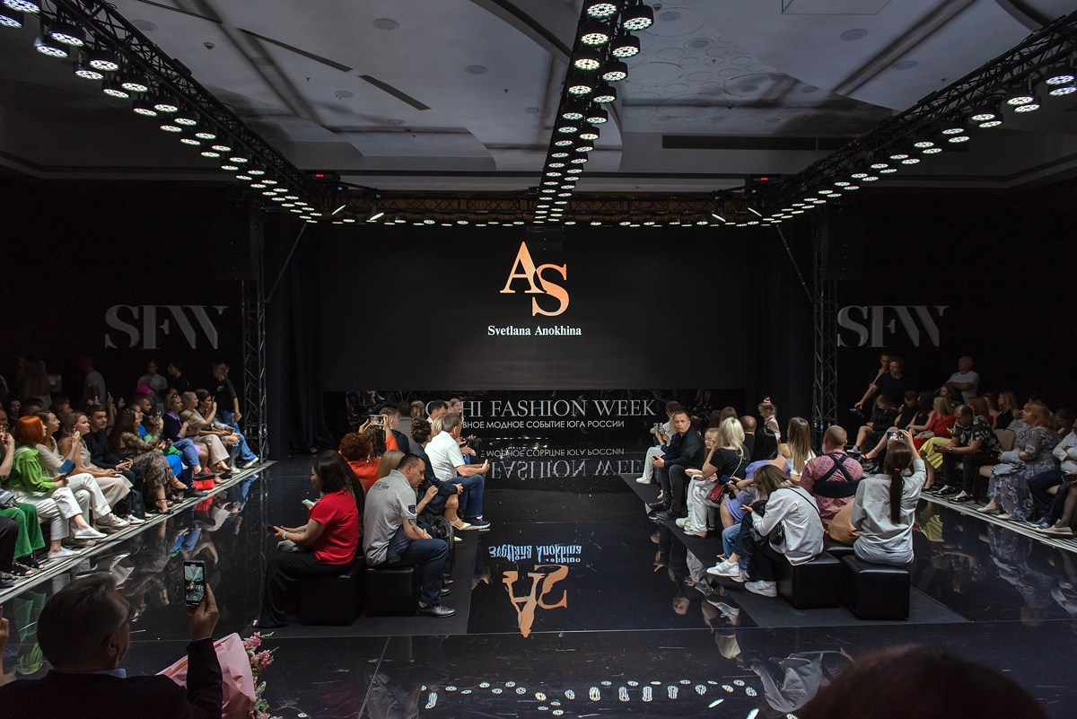 SochiFashionWeek2024 дизайнер Анохина. Семейный и коммерческий фотограф в Сочи Александр Бодунов